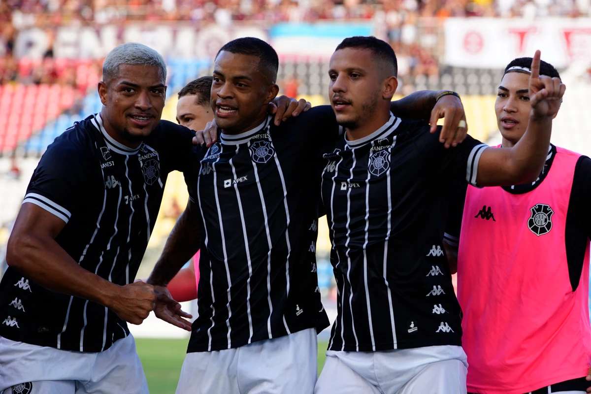 Rio Branco 2 x 2 Desportiva no Kleber Andrade por Fernando Madeira
