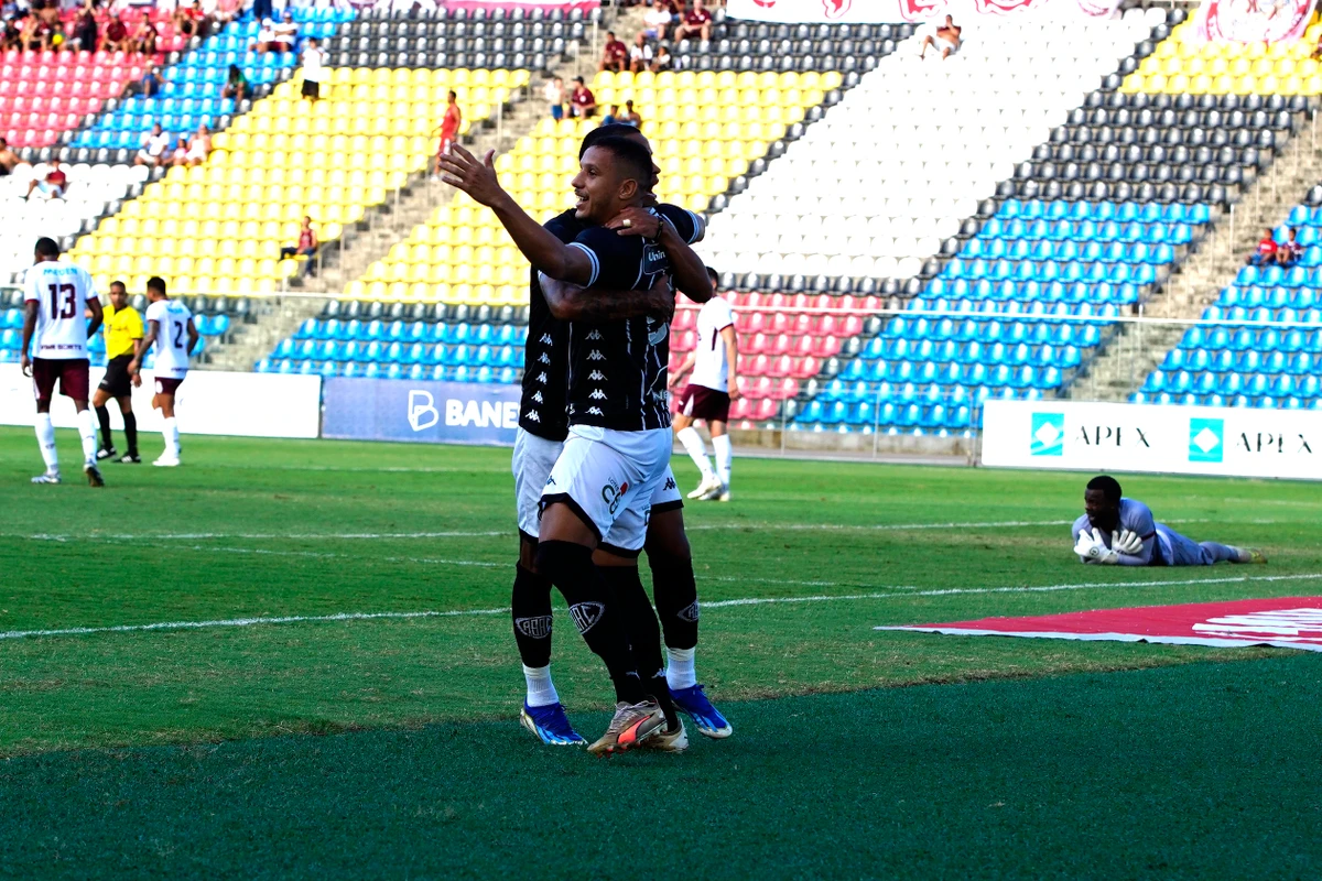 Rio Branco 2 x 2 Desportiva no Kleber Andrade por Fernando Madeira