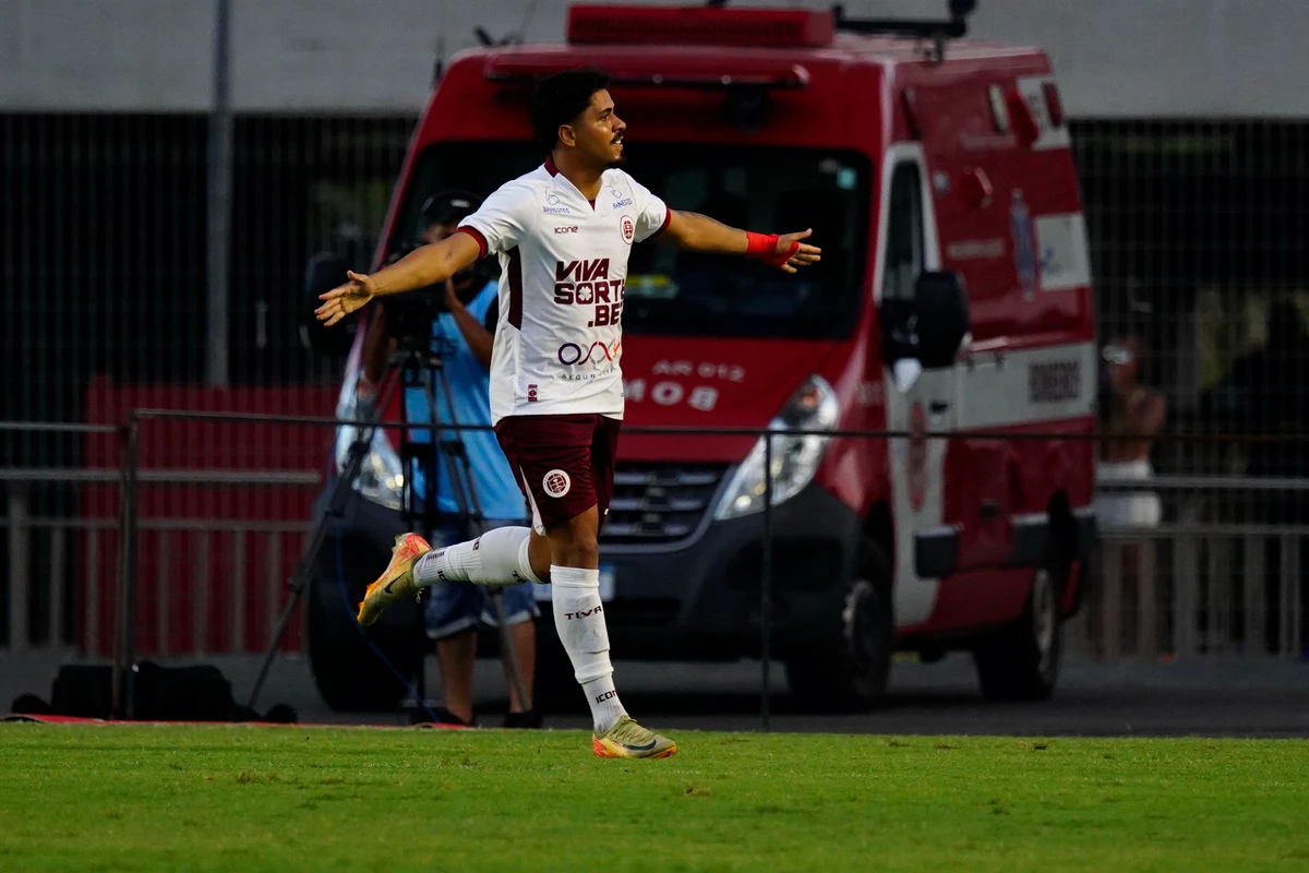 Rio Branco 2 x 2 Desportiva no Kleber Andrade por Fernando Madeira
