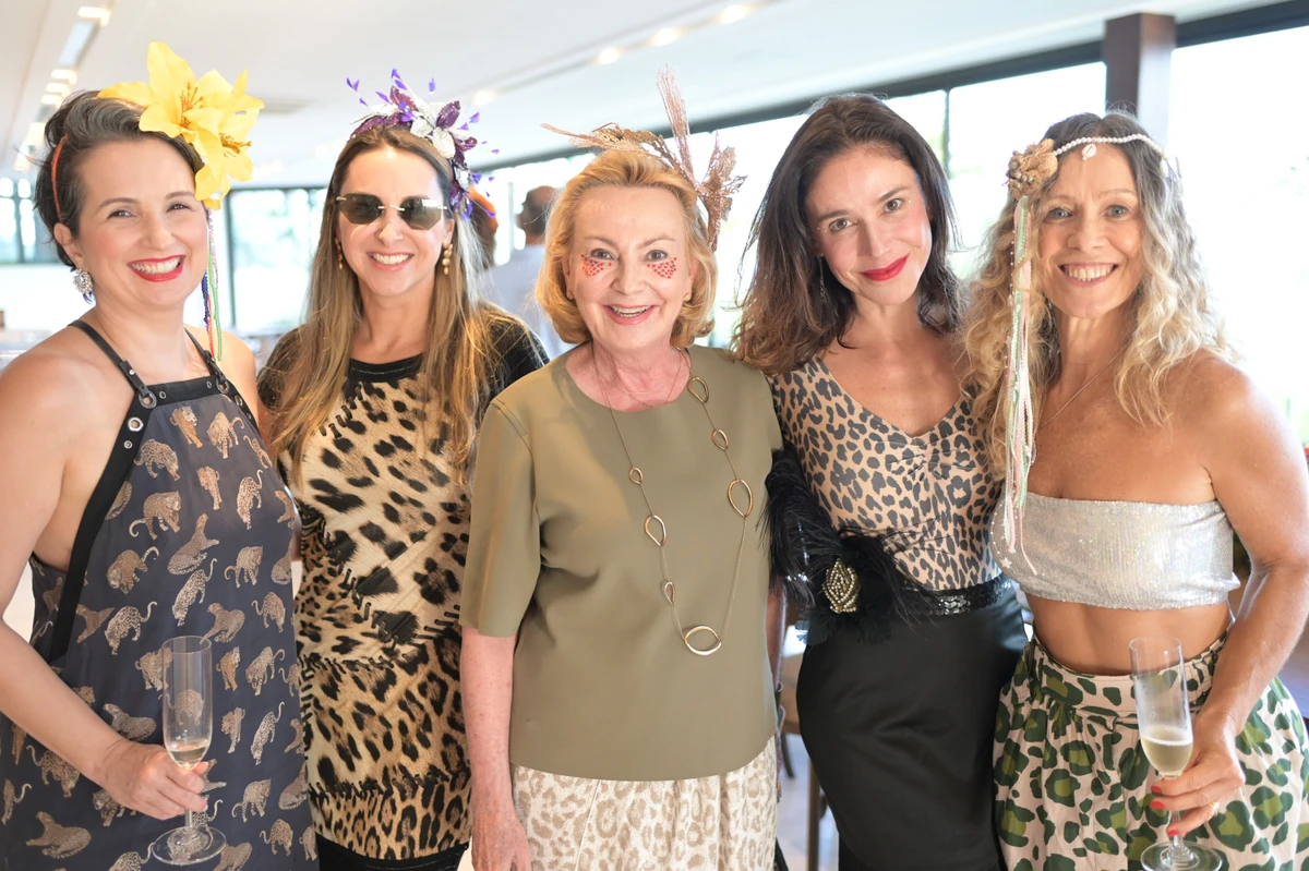 Marina Monteiro, Tricia Navarro, Beth Dalcolmo, Izabel Braga e Ana Claudia Cardozo