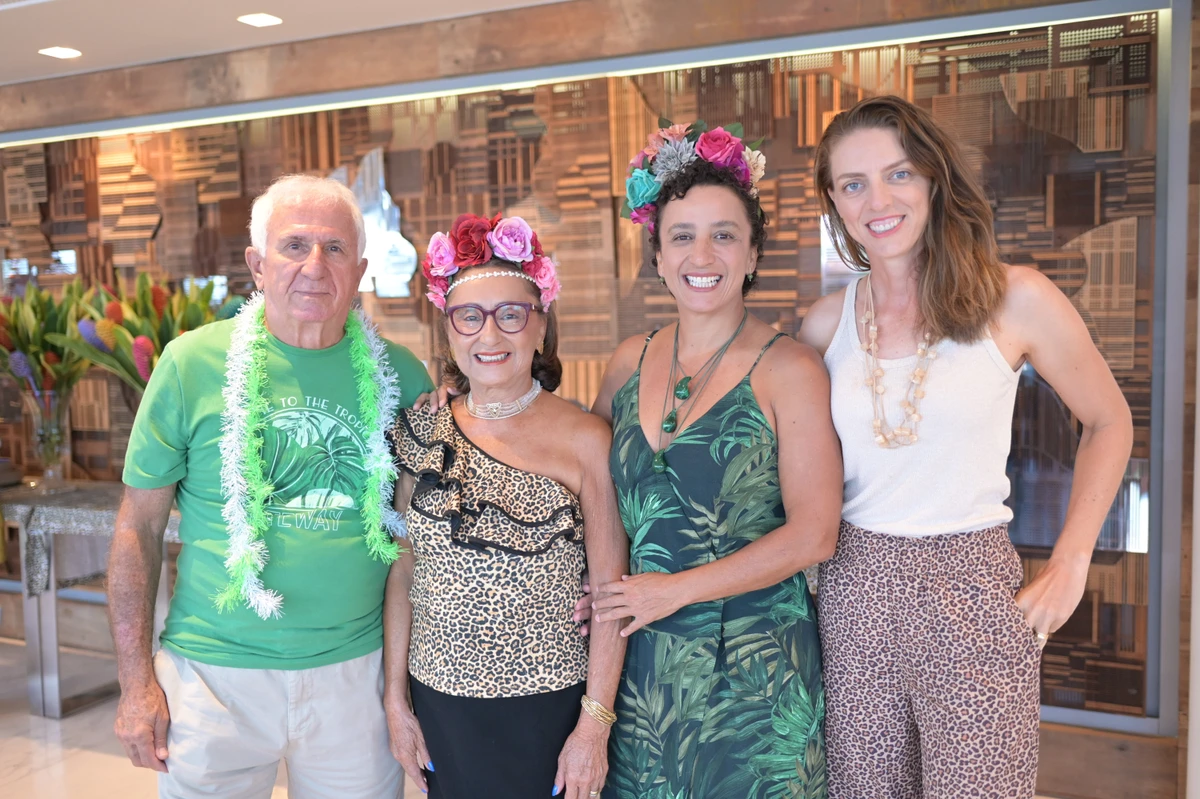 Walter Siquara e Nazaré Neves, Erica Neves e Renata Erler