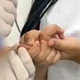 Imagem - Vídeo mostra como professor fez testes com agulha compartilhada em alunos de escola no ES