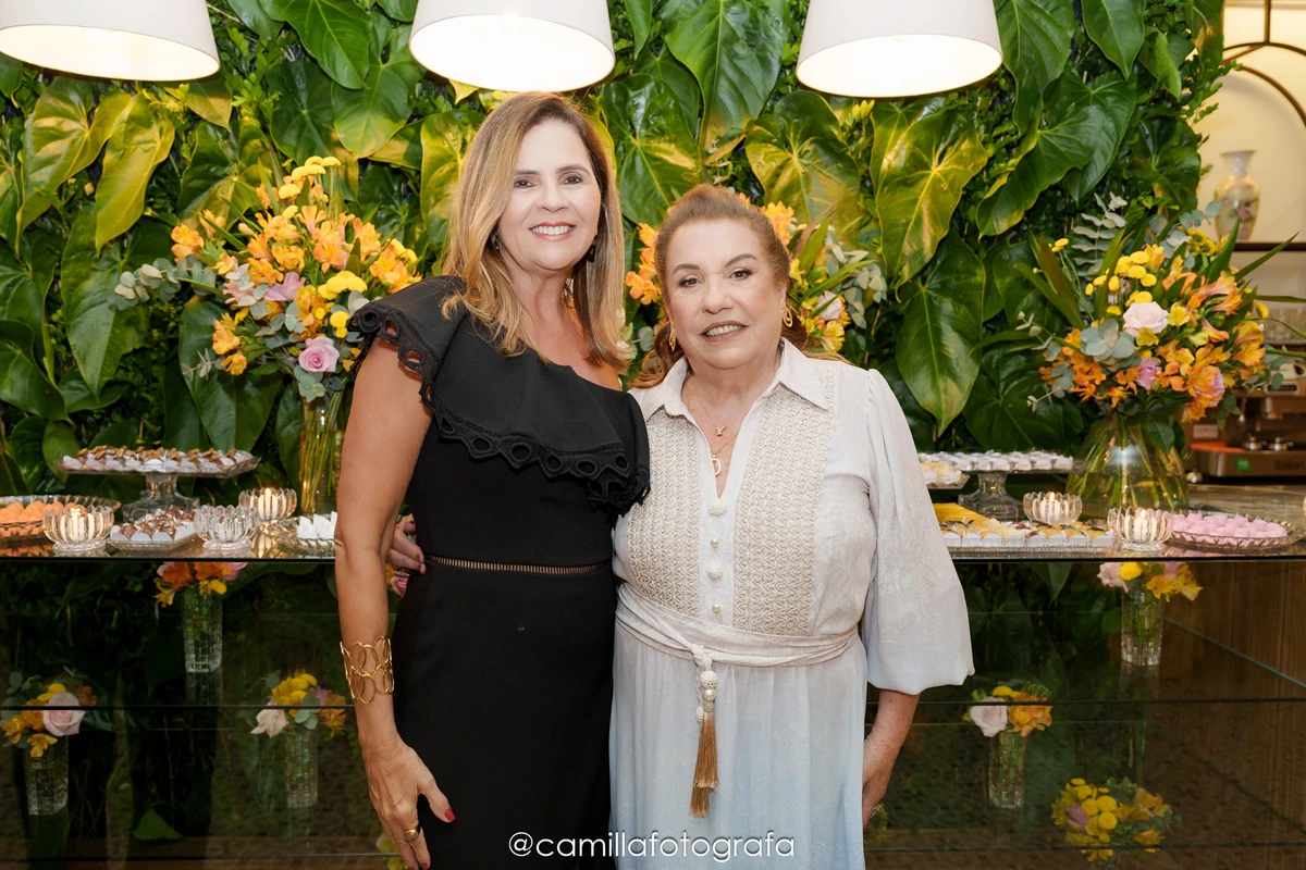 Karla Leal e Yedda Tavares