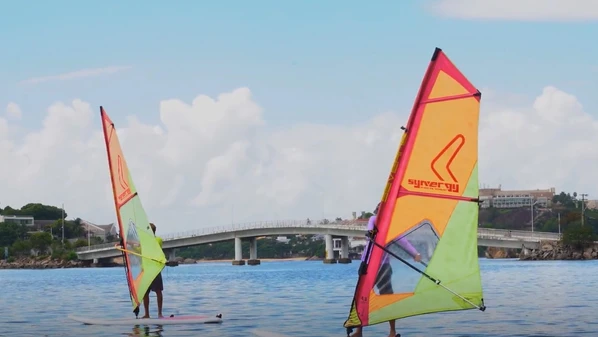 Será que o esporte não teria mais a oferecer à nossa sociedade tão carente e desigual em tantos aspectos, entre eles o educacional?