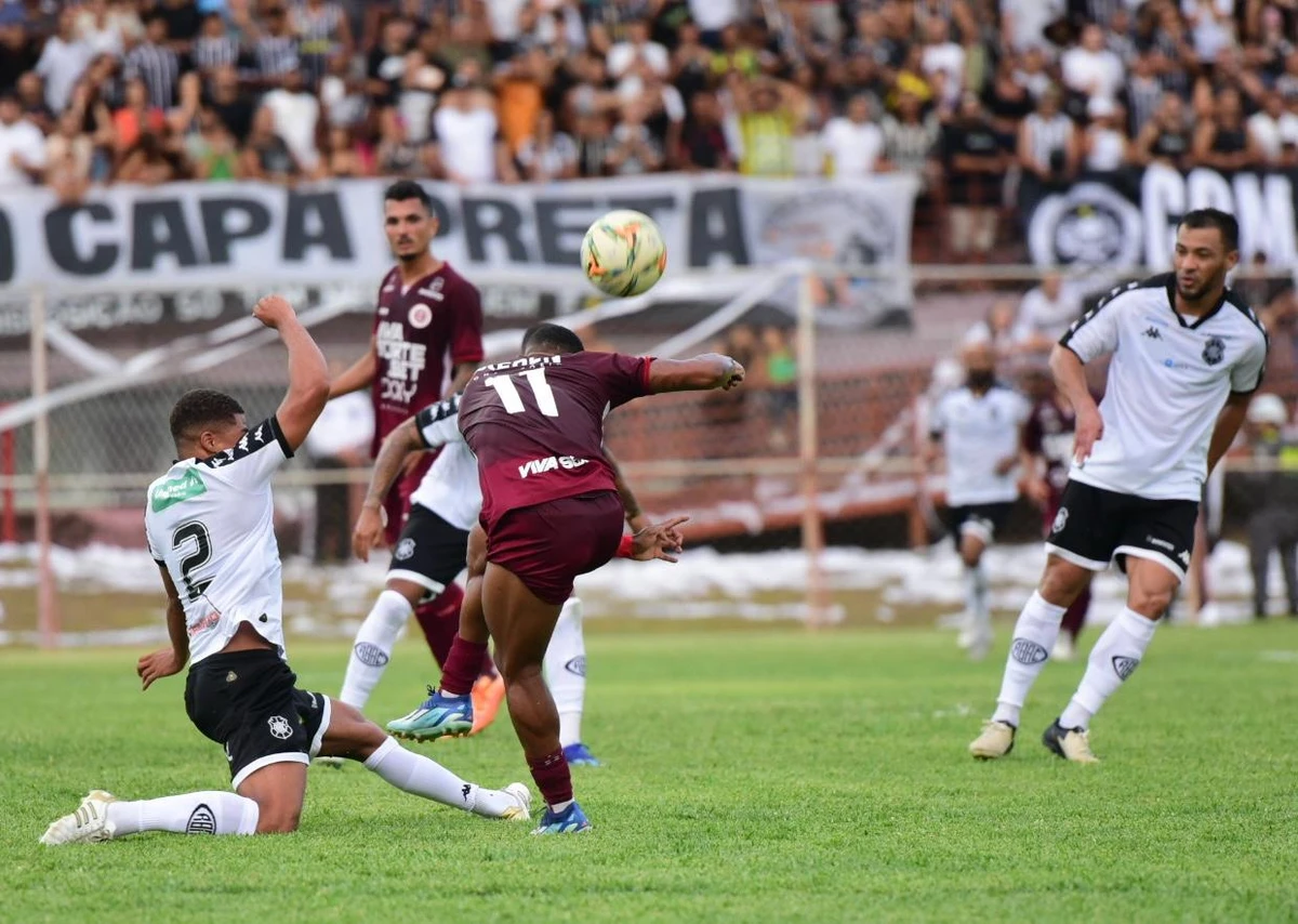Confira as fotos do confronto entre Desportiva e Rio Branco no Araripe  por Carlos Alberto Silva