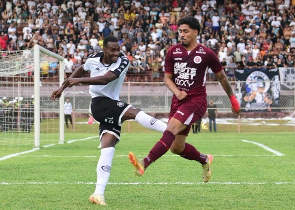 Confira as fotos do confronto entre Desportiva e Rio Branco no Araripe  por Carlos Alberto Silva