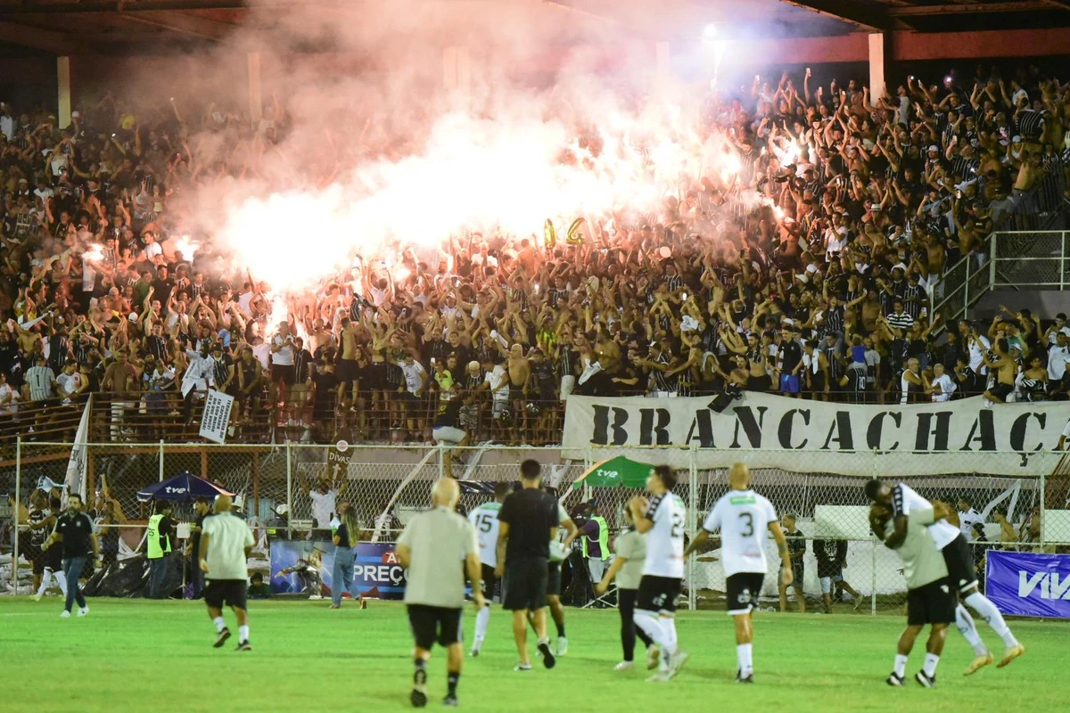 Rio Branco vence a Desportiva no Engenheiro Araripe e avança à final do Capixabão 2025 por Carlos Alberto Silva