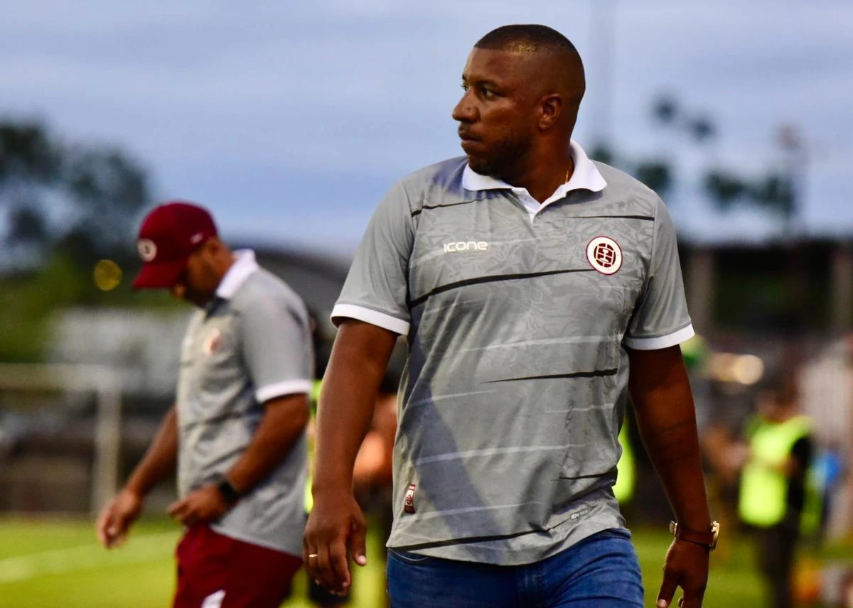 Rio Branco vence a Desportiva no Engenheiro Araripe e avança à final do Capixabão 2025 por Carlos Alberto Silva