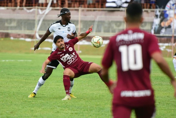 Rio Branco vence a Desportiva no Engenheiro Araripe e avança à final do Capixabão 2025 por Carlos Alberto Silva