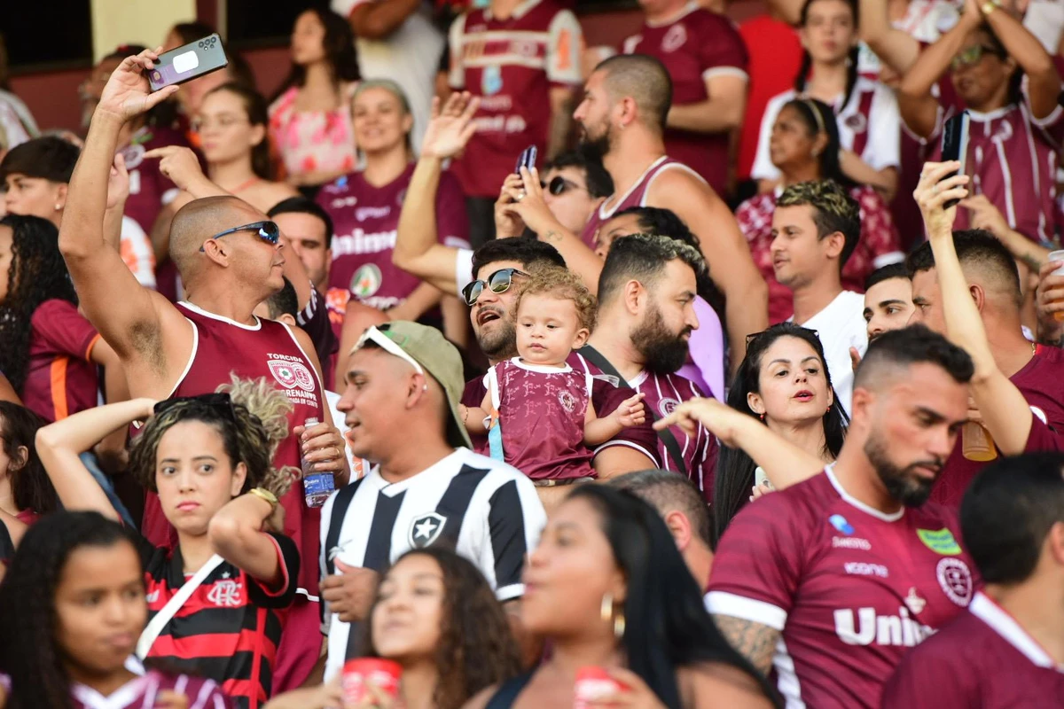 Rio Branco vence a Desportiva no Engenheiro Araripe e avança à final do Capixabão 2025 por Carlos Alberto Silva