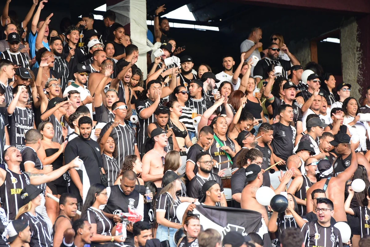 Rio Branco vence a Desportiva no Engenheiro Araripe e avança à final do Capixabão 2025 por Carlos Alberto Silva