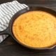 Imagem - 3 receitas práticas de pão de frigideira