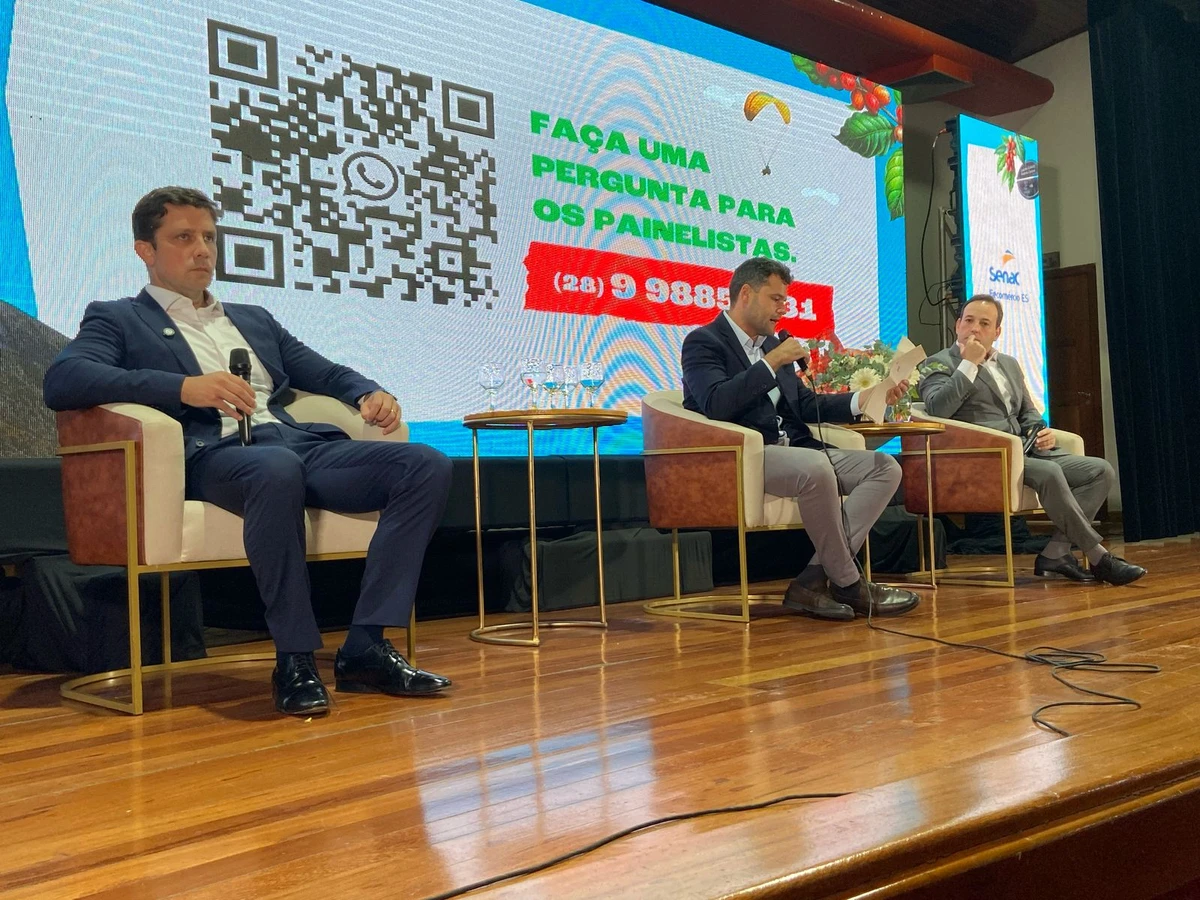 Ex prefeitos apresentaram histórias de sucesso em seus municípios 