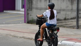 Proposta na Câmara Municipal prevê a instituição do programa Bike Segura, com limites de velocidade e de faixa etária