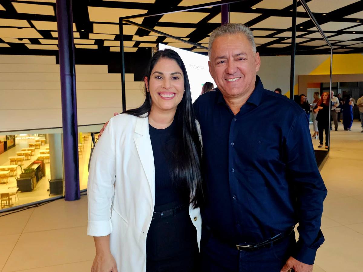 Lysa Kelly e Everaldo Colodetti 