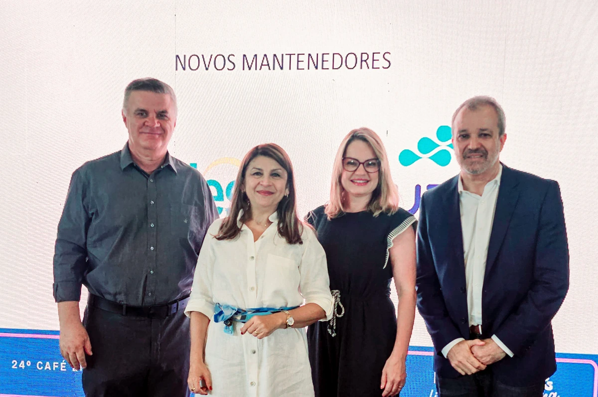 Marcio Almeida, Cristal Carvalho, Miriam Ribeiro Fialho e Marcelo Santive