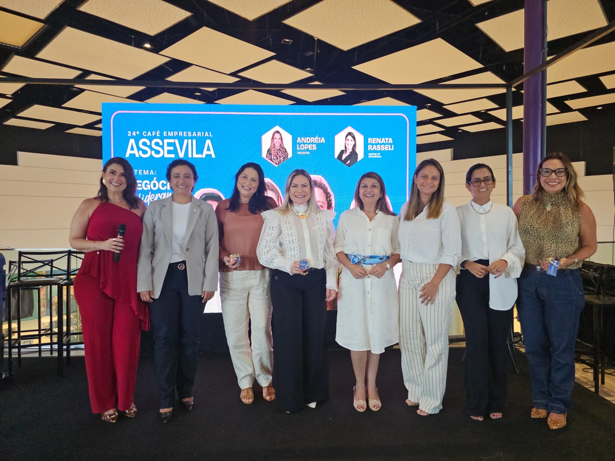 Renata Rasseli, Erica Neves, Rita de Cássia Silva, Lucilaine Medeiros, Menara Cavalcante, Aline Frasson e Andreia Lopes