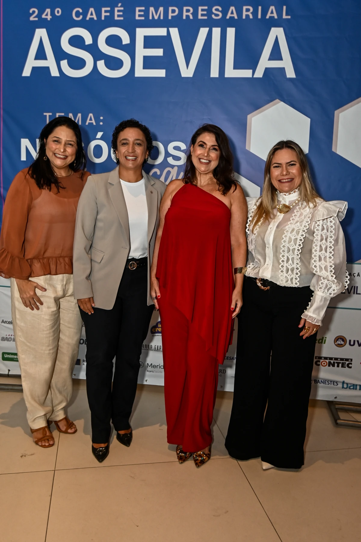 Rita de Cássia Silva, Erica Neves, Renata Rasseli e Lucilaine Medeiros