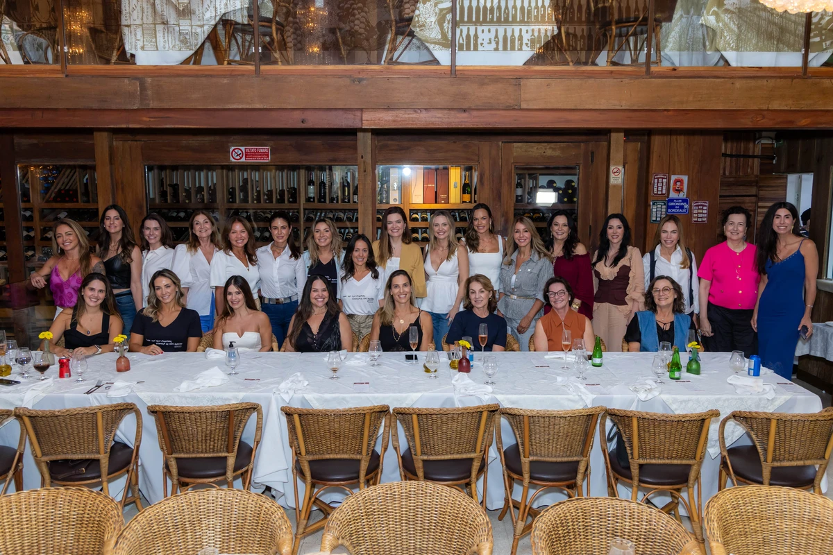 Almoço  Manifesta - vista a sua palavra