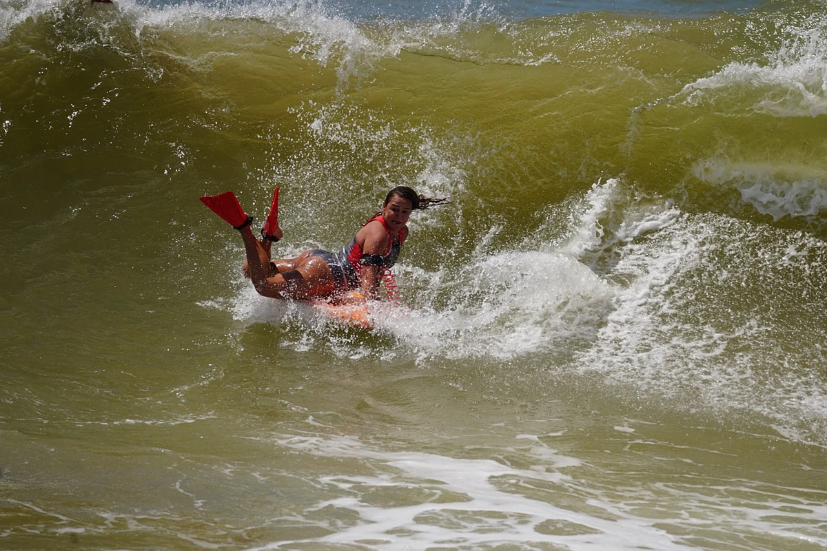 Sentindo na pele: conhecendo o bodyboarding com as melhores do mundo por Fernando Madeira
