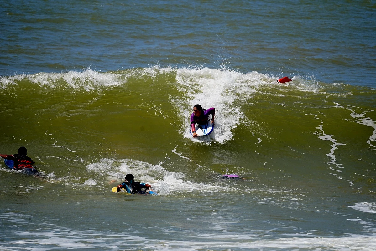 Sentindo na pele: conhecendo o bodyboarding com as melhores do mundo por Fernando Madeira