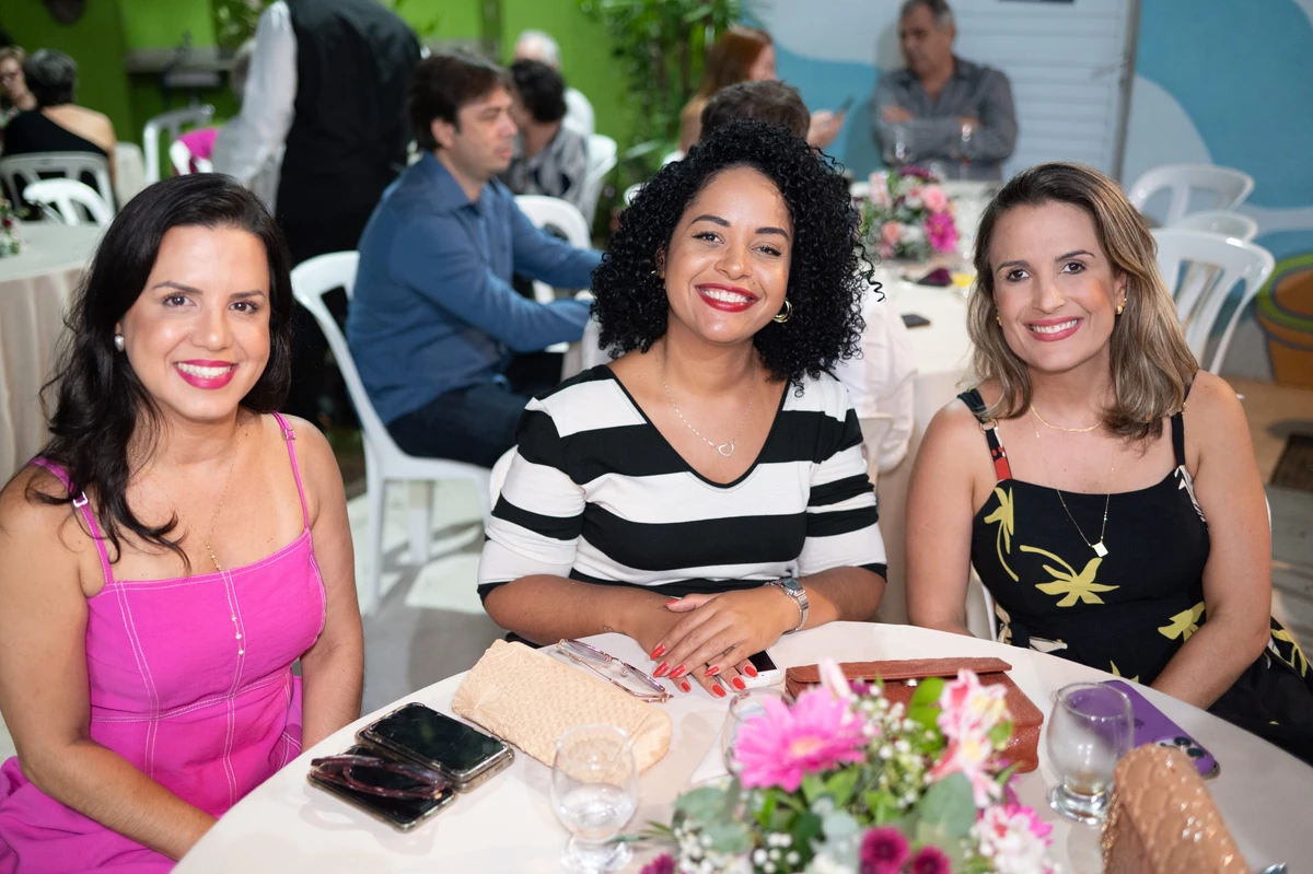 Viviane Trindade, Liziene Dias e Roberta Follador