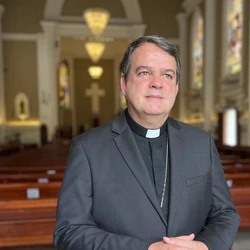 Cerimônia religiosa acontecerá na Catedral de São Pedro, em Cachoeiro de Itapemirim, onde atuava como vigário-geral na Diocese