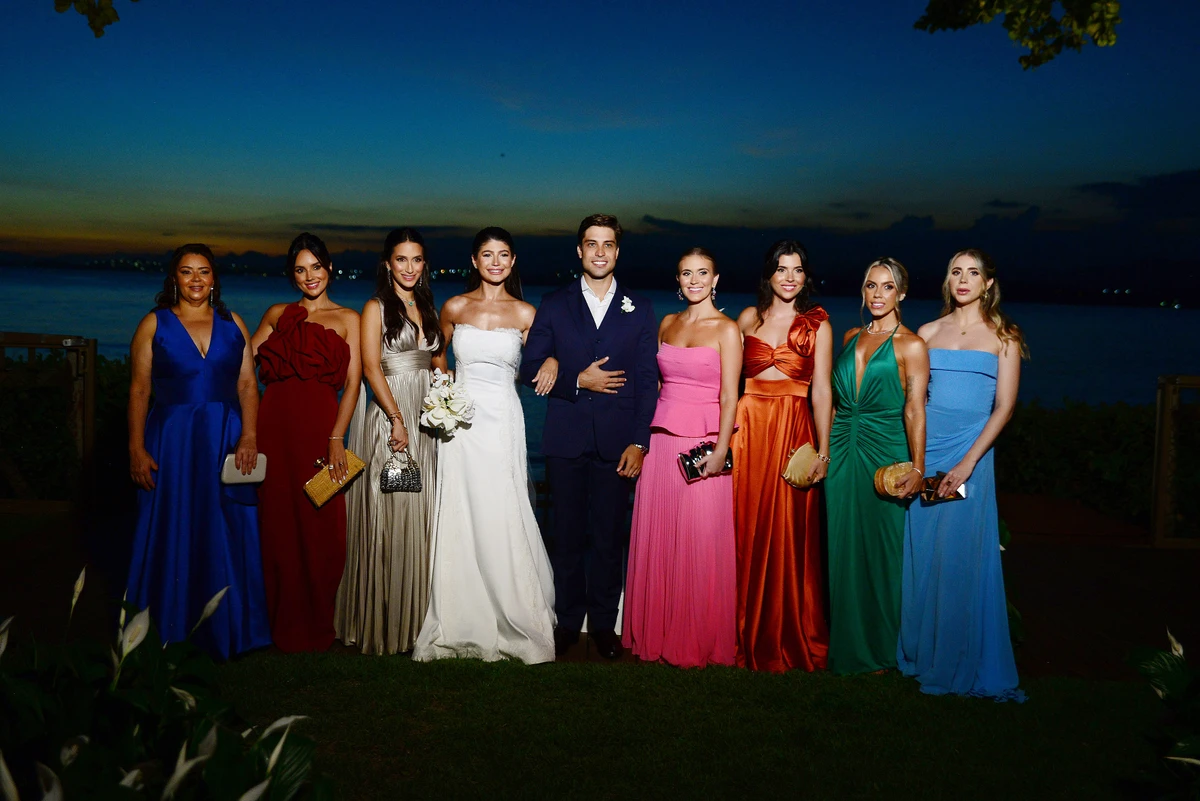 Bruno Ulott e Manu Murad com as madrinhas