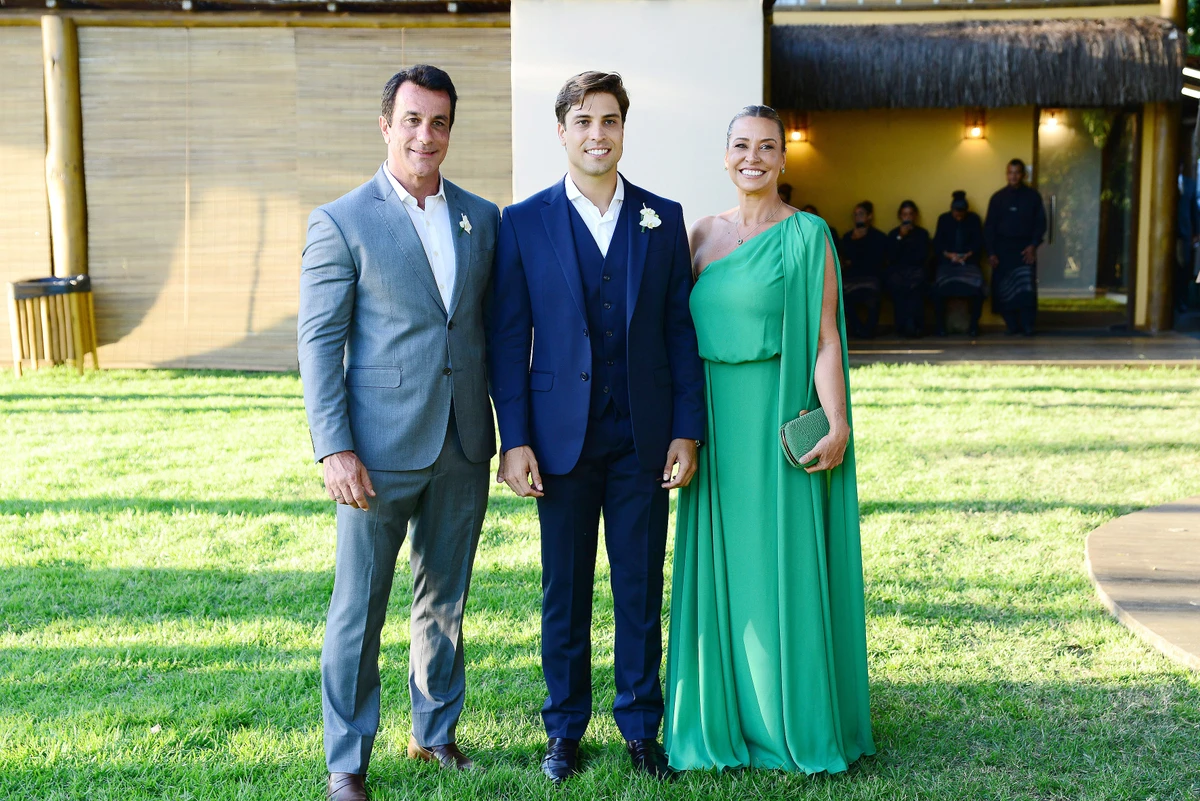 Bruno Ulott e os pais Wagner Ulott e Juliana Vilela