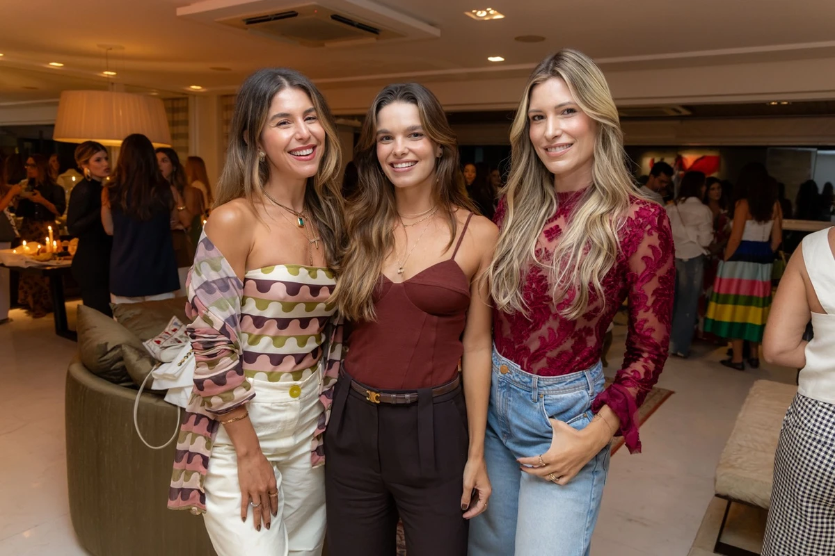 Taiana Paste, Thaise Colodetti e Aline Galvão  