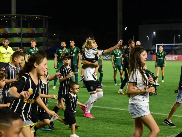 Fotos do jogo entre Porto Vitória e Rio Branco por Carlos Alberto Silva