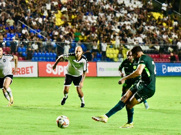 Fotos do jogo entre Porto Vitória e Rio Branco por Carlos Alberto Silva