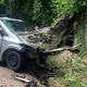 Imagem - Mulher fica gravemente ferida em acidente entre carro e carreta em Aracruz