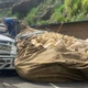 Imagem - Acidente entre duas carretas deixa um morto na ES 466 em Colatina