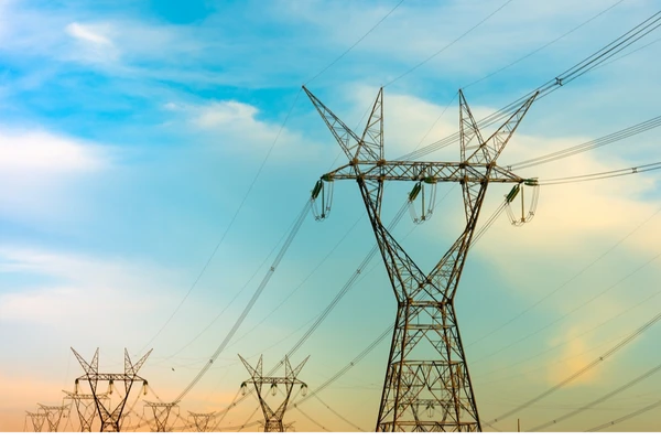 Torres de transmissão de energia elétrica