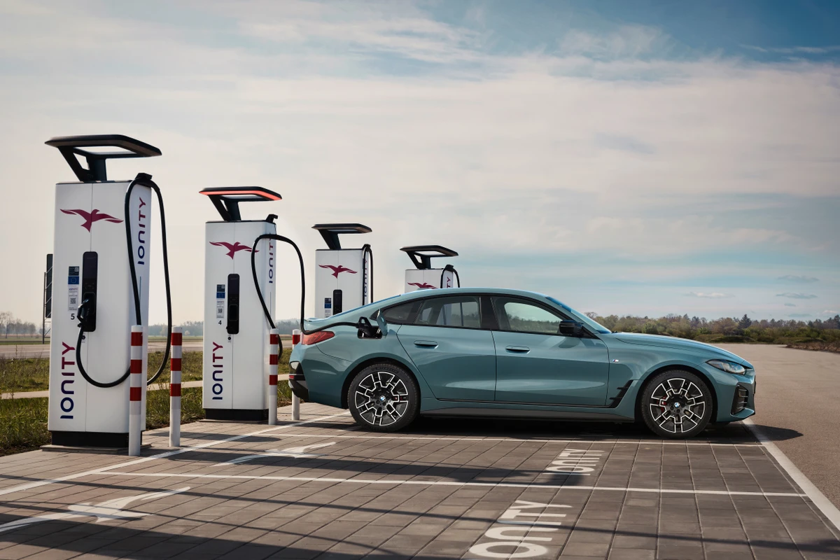 BMW i4 