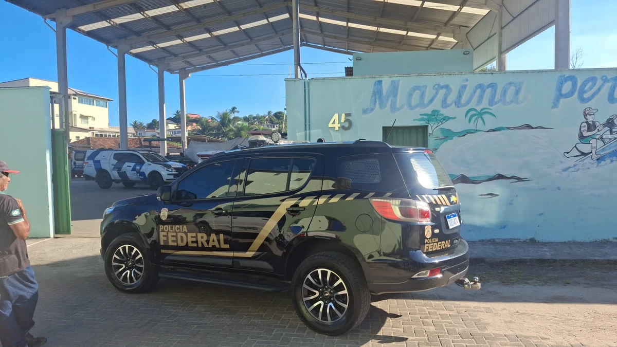 Cerca de uma tonelada de cocaína é apreendida em Guarapari.  por Any Cometti