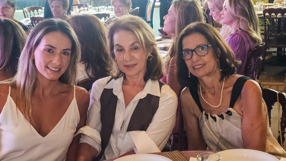 Julia, Rose e Márcia Chieppe