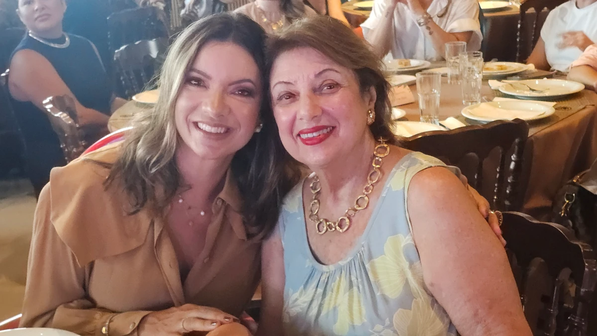 Patrícia e Vera Brotto