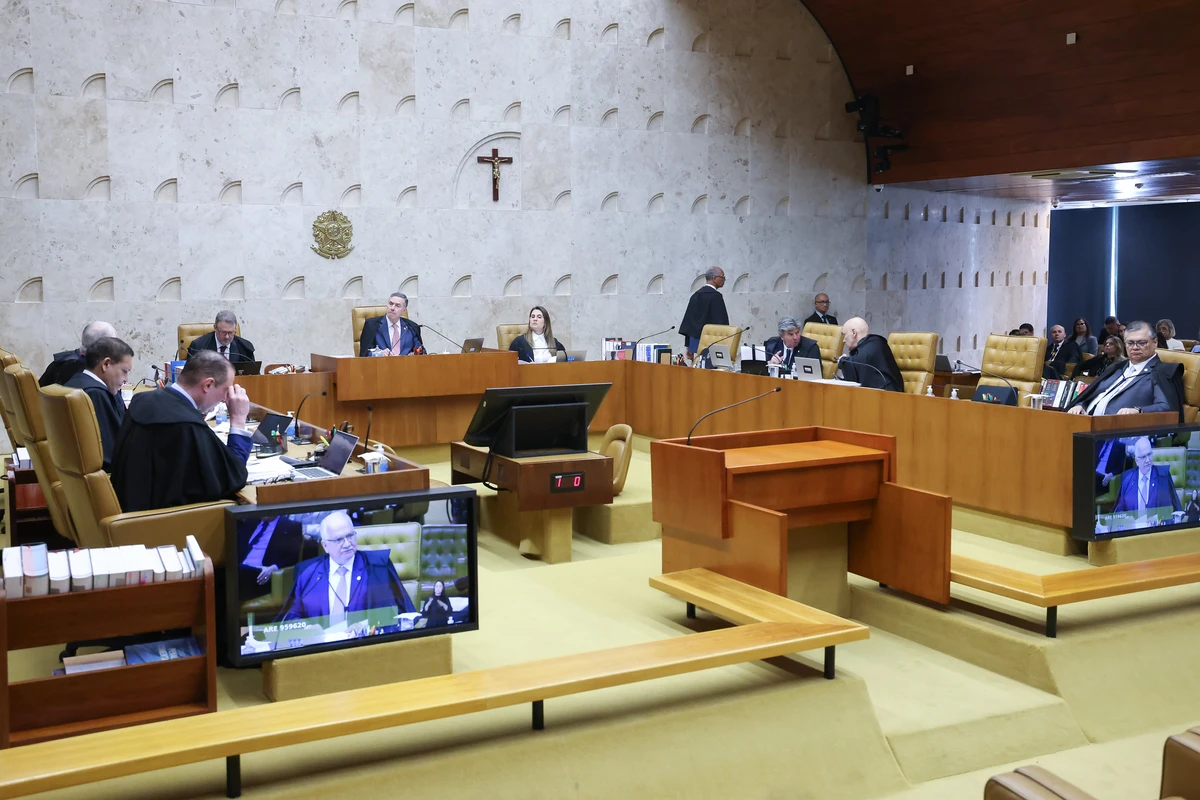Sessão plenária do Supremo Tribunal Federal (STF)