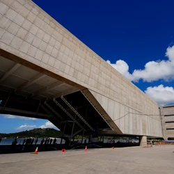 Governador justificou que está com a agenda lotada em dezembro e anunciou uma nova data para inaugurar a primeira parte do complexo cultural