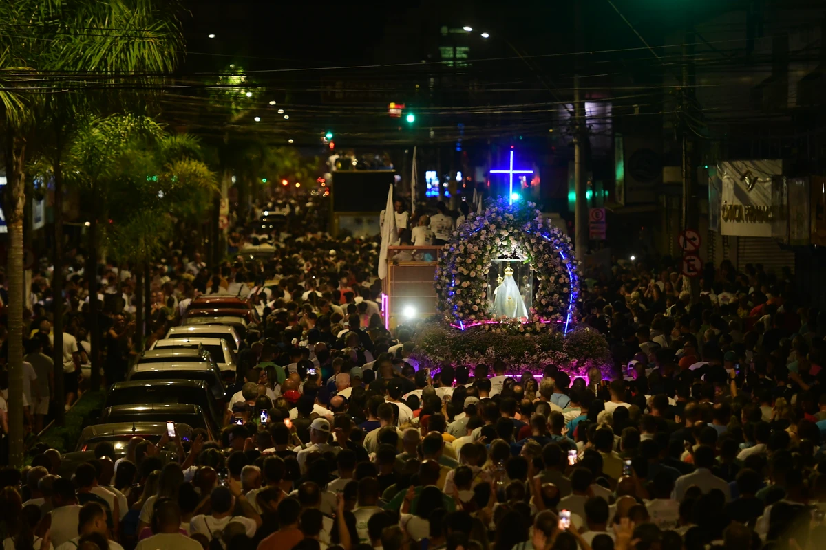 A cada ano, romarias reunem milhares de fiéis pelas ruas e estradas do Espírito Santo