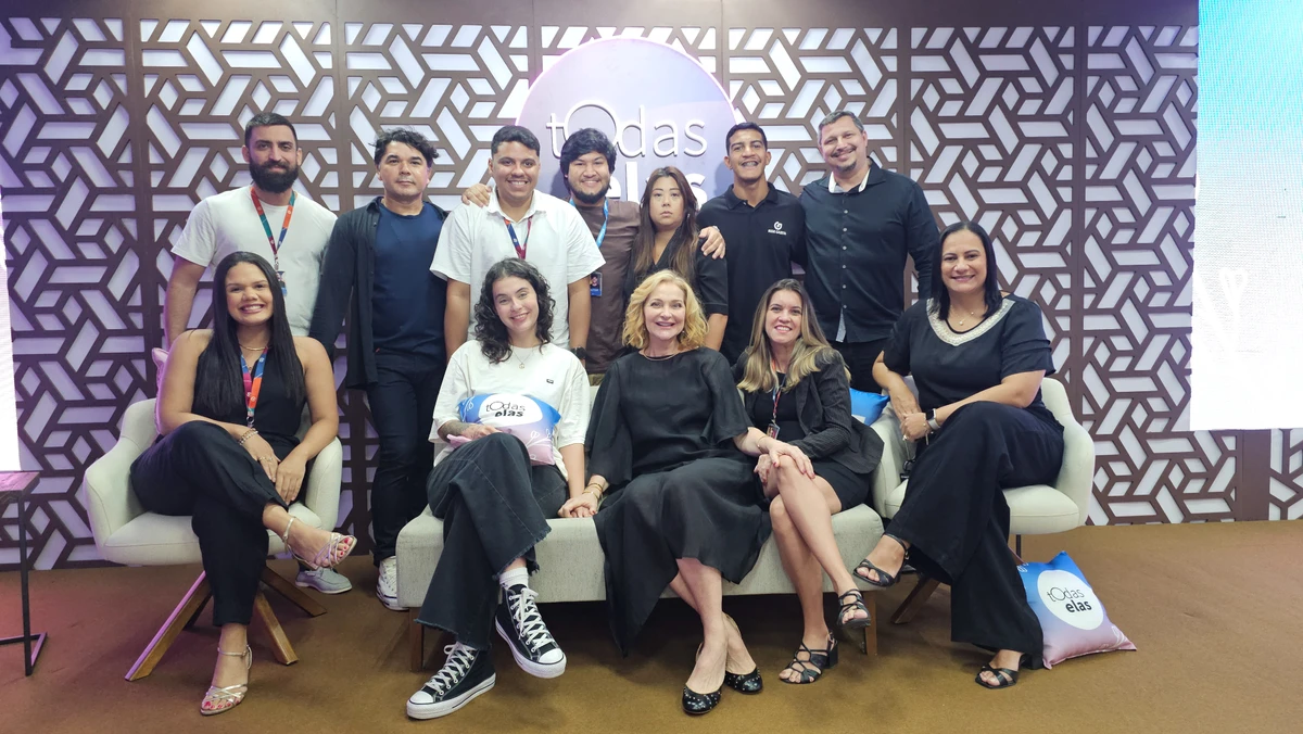 Alexandra Richter e Equipe de Projetos e Eventos da Rede Gazeta