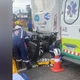 Imagem - Acidente entre ônibus e carro deixa dois gravemente feridos na BR 101 na Serra