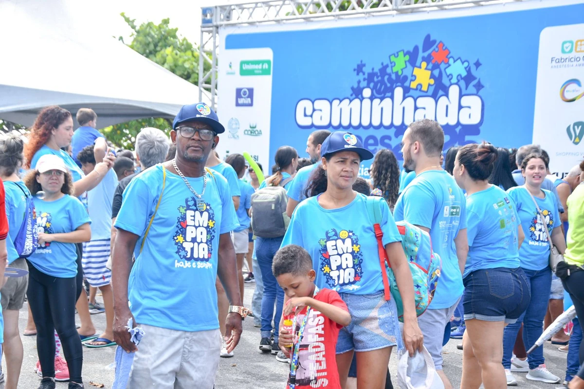 undefined por Lenina Ottoni