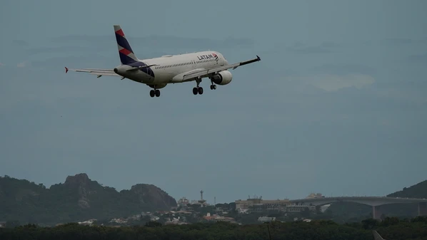 As rajadas registradas em São Paulo afetaram pelo menos 16 voos do Aeroporto de Vitória na quarta-feira (10); veja orientação das companhias aéreas