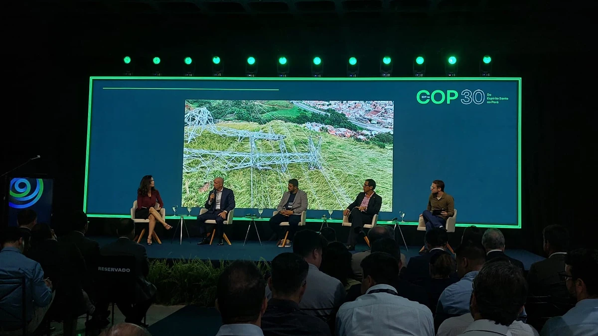 Painel sobre Adaptação e Resiliência do Setor Elétrico no enfrentamento da crise climática no Evento da EDP em Vitória