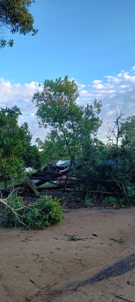 Estragos provocados pelas chuvas em Fundão, na última quinta-feira (10) por Prefeitura de Fundão