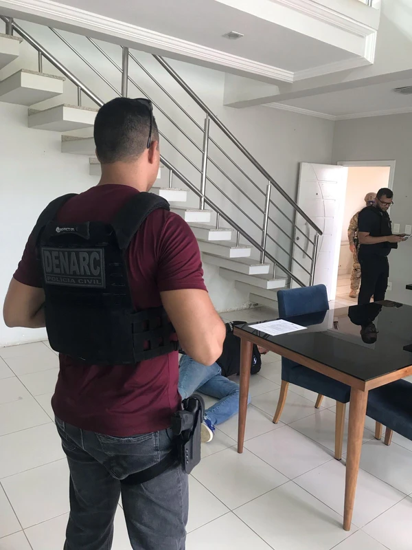 Foragido do sistema prisional capixaba, o ex-fuzileiro Erasmo Sérgio Alves, de 52 anos, conhecido como “Frankstein”, foi preso no Acre. por Divulgação | Polícia Civil