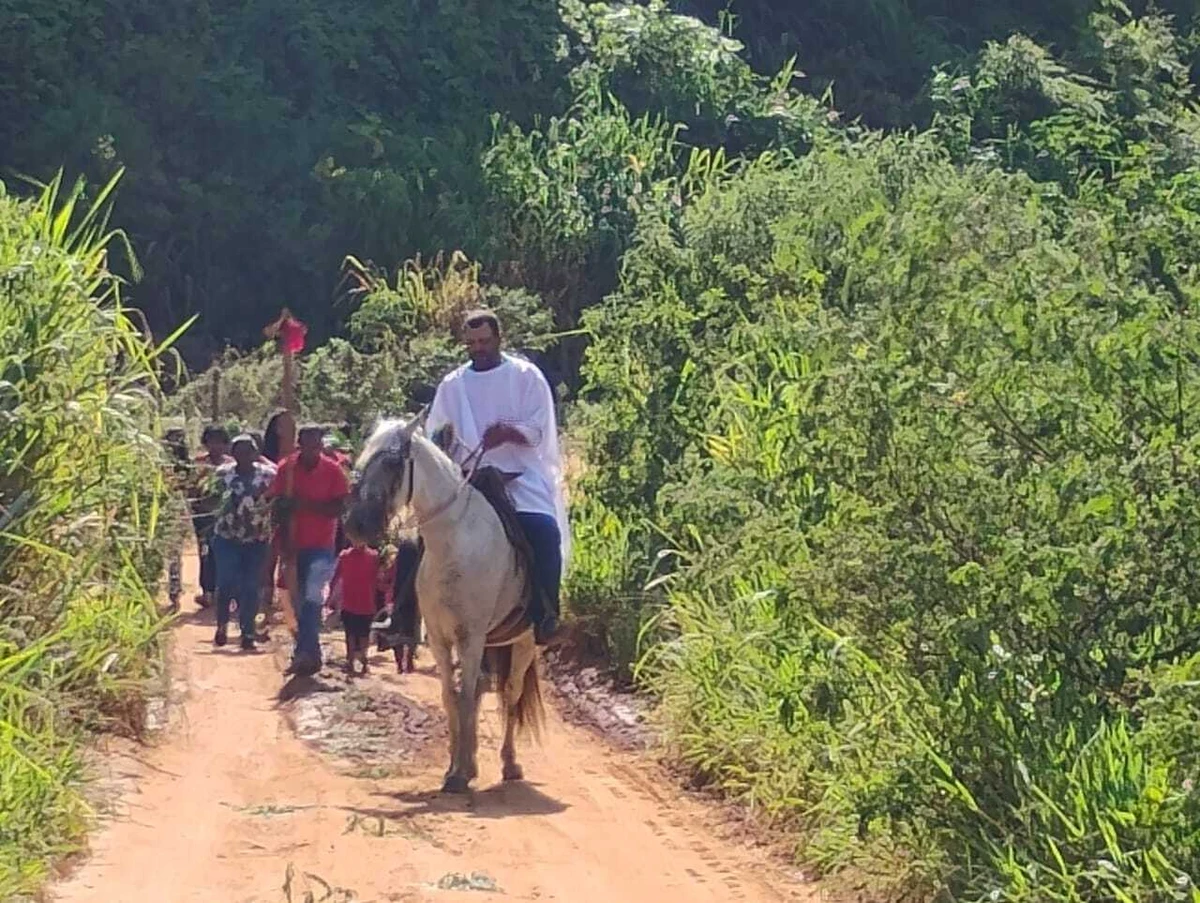 Domingo de Ramos em comunidade do interior da Paróquia Nossa Senhora das Dores, em Mantenópolis por Paróquia Nossa Senhora das Dores